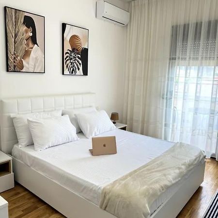 Sol Apartments - 2 Bedrooms Shkodër Dış mekan fotoğraf