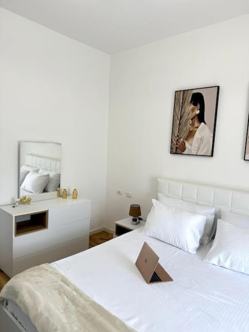 Sol Apartments - 2 Bedrooms Shkodër Dış mekan fotoğraf