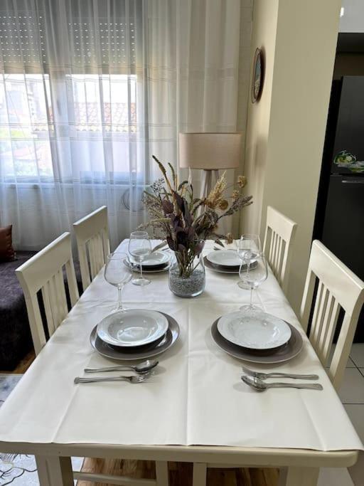 Sol Apartments - 2 Bedrooms Shkodër Dış mekan fotoğraf